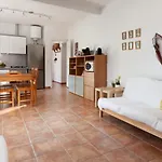 Lets Holidays Beautiful House In Tossa 滨海托萨
